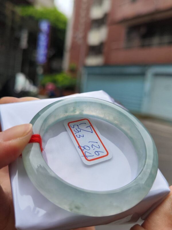 天然緬甸玉A貨 放光玻璃種飄花厚庄正圈手鐲