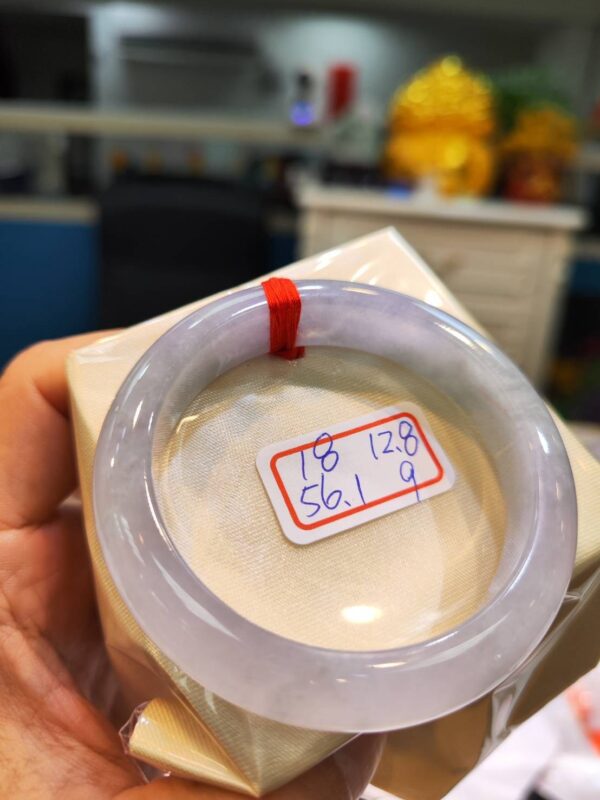 天然緬甸玉A貨 冰種飄陽綠厚庄正圈手鐲
