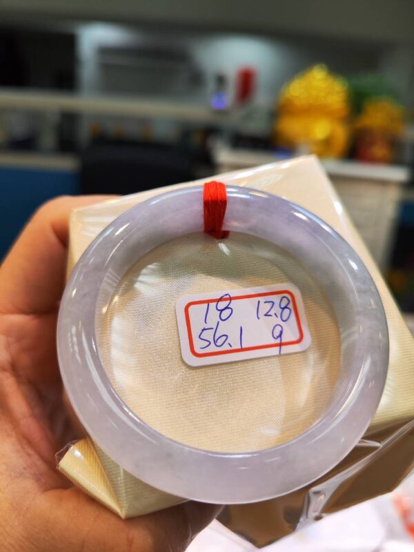 天然緬甸玉A貨 冰種飄陽綠厚庄正圈手鐲