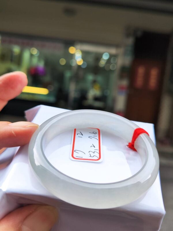 💎 天然緬甸A貨玻璃種 · 白月光手鐲