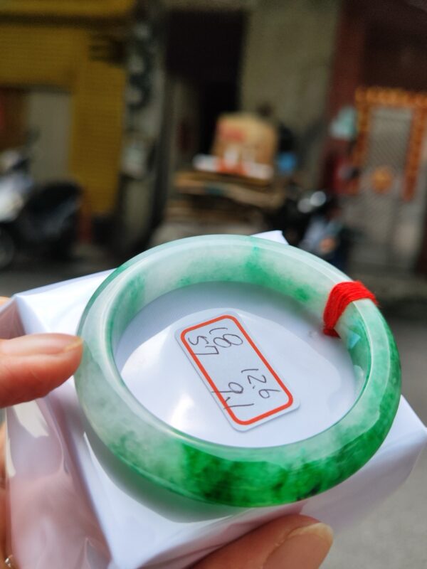 💚 天然緬甸A貨｜冰透飄辣陽綠正圈厚庄手鐲