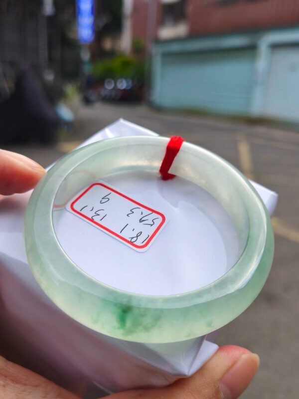 天然緬甸玉A貨｜頂級放光玻璃種飄花厚庄正圈手鐲