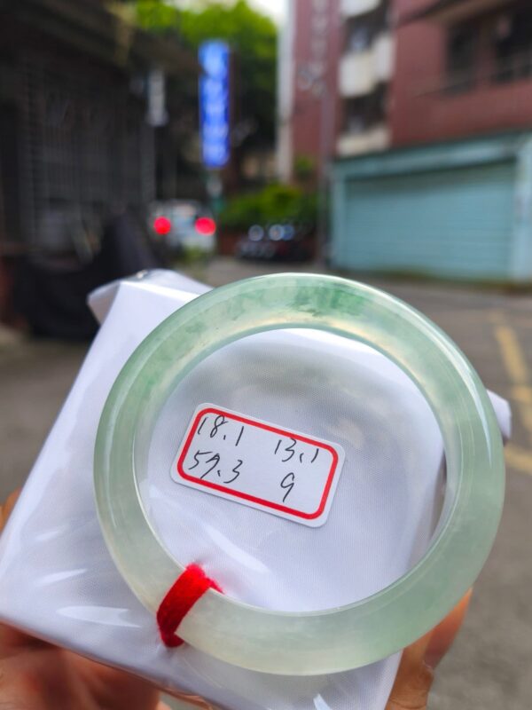 天然緬甸玉A貨｜頂級放光玻璃種飄花厚庄正圈手鐲
