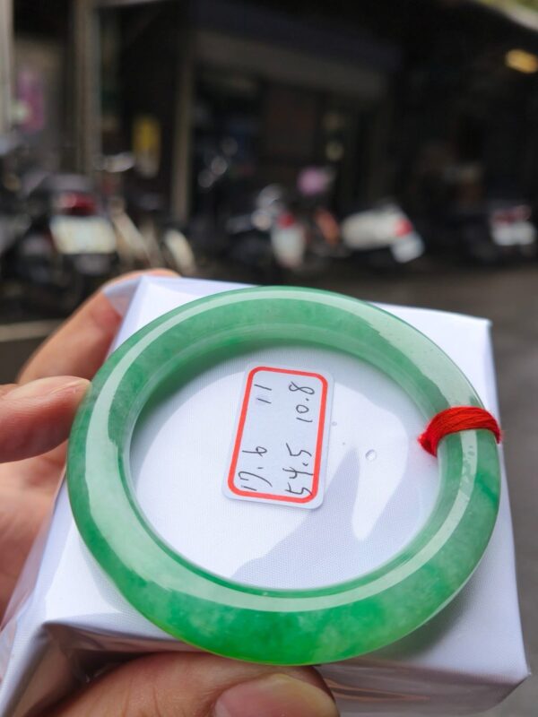 天然緬甸玉A貨｜冰透滿陽綠｜正圈圓骨手鐲