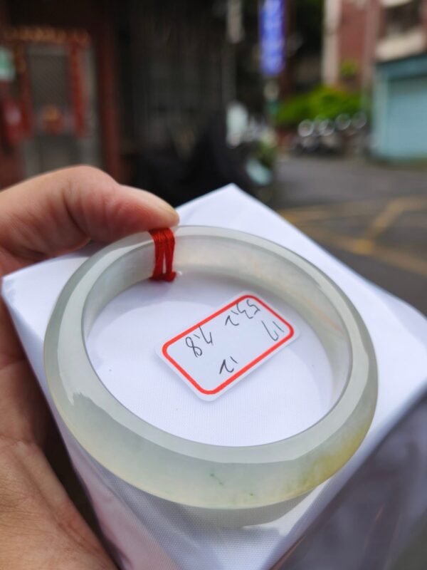 🌟 天然緬甸玉A貨｜放光玻璃種飄蜜黃｜正圈手鐲