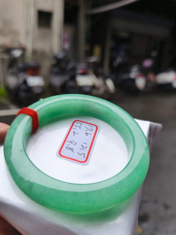 天然緬甸玉A貨｜滿陽綠｜正圈超厚庄手鐲