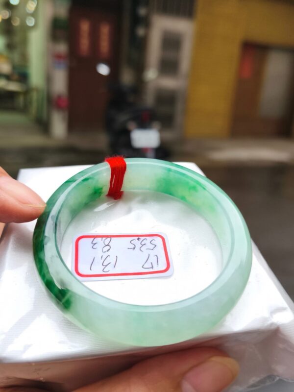 天然緬甸玉A貨｜冰種飄陽綠｜正圈厚庄手鐲