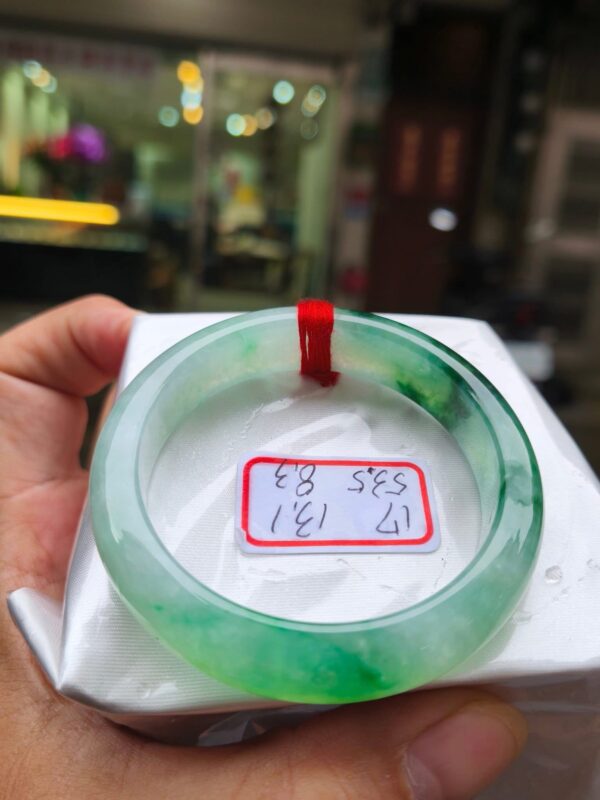天然緬甸玉A貨｜冰種飄陽綠｜正圈厚庄手鐲