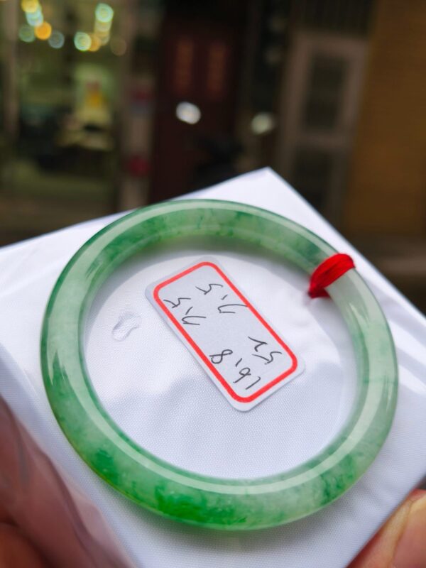 天然緬甸玉A貨正圈圓骨手鐲｜冰種飄陽綠｜