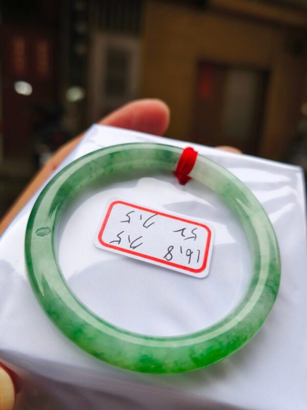 天然緬甸玉A貨正圈圓骨手鐲｜冰種飄陽綠｜
