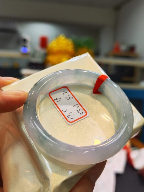 天然緬甸玉A貨｜冰玻種淡紫羅蘭手鐲