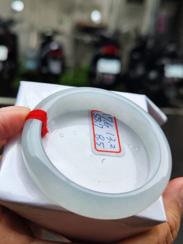 天然緬甸玉A貨【冰種】厚庄正圈手鐲