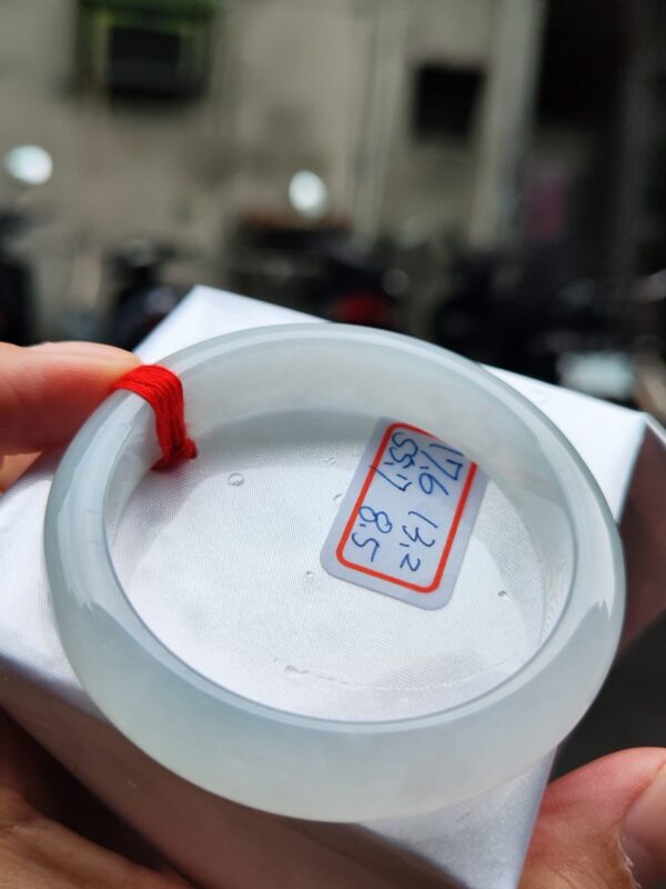 天然緬甸玉A貨【冰種】厚庄正圈手鐲
