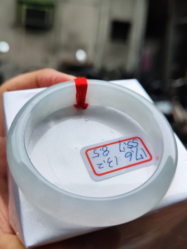 天然緬甸玉A貨【冰種】厚庄正圈手鐲