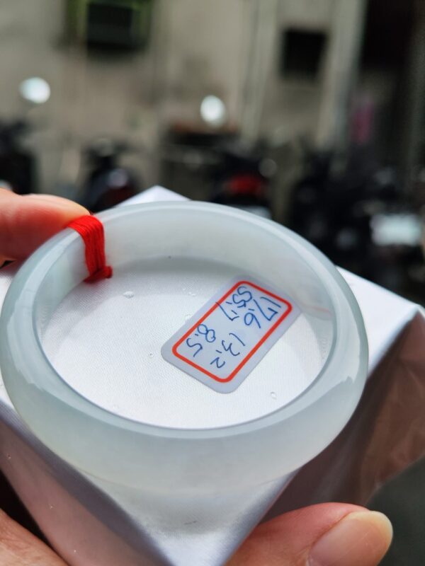 天然緬甸玉A貨【冰種】厚庄正圈手鐲