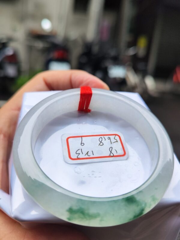 天然緬甸玉A貨 ｜放光玻璃種飄綠花手鐲