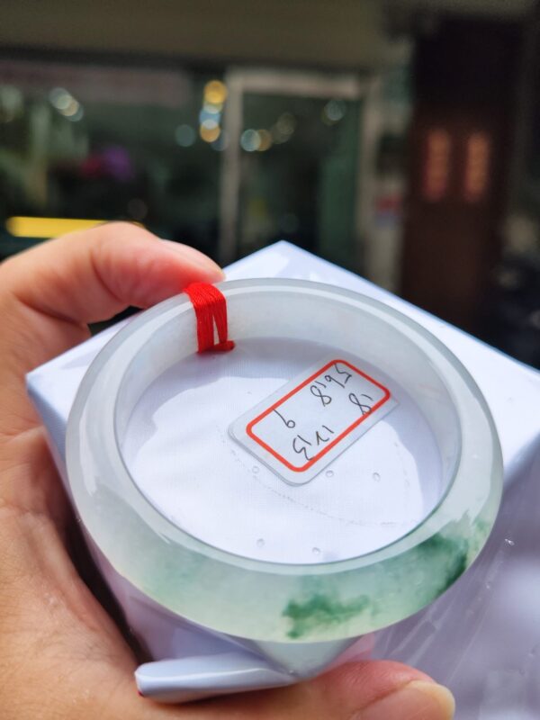 天然緬甸玉A貨 ｜放光玻璃種飄綠花手鐲
