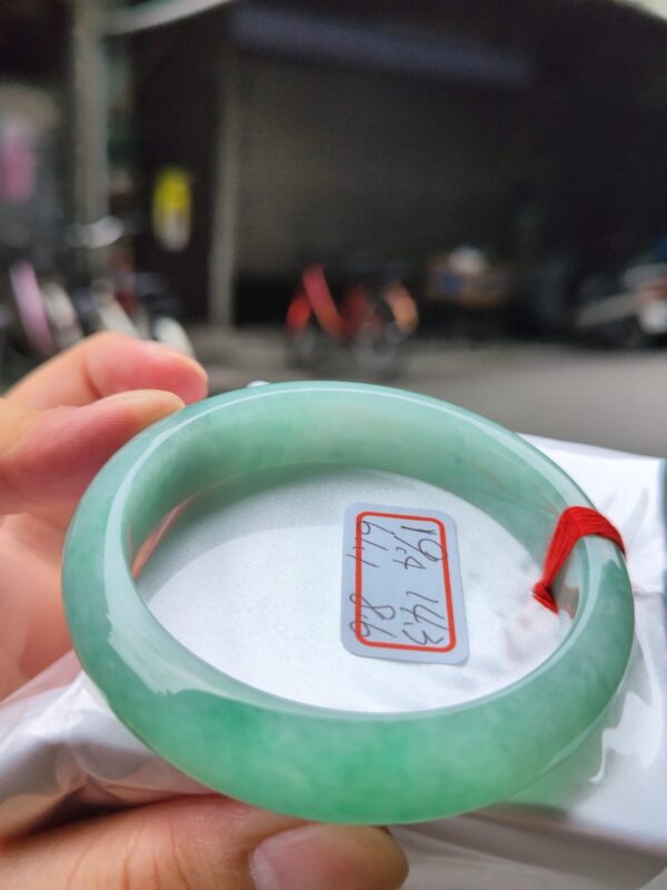 天然緬甸玉A貨 ‧ 老坑滿綠正圈厚庄手鐲