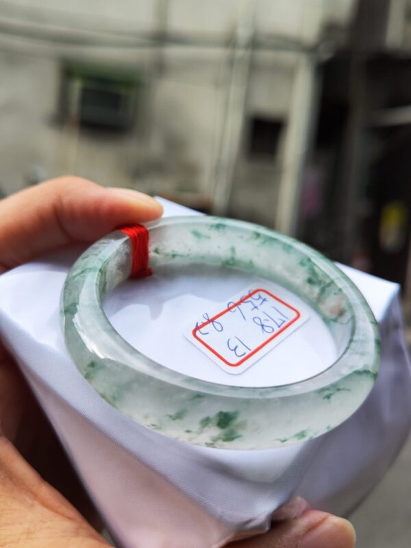 天然緬甸玉A貨｜木拿頂級放光玻璃種正圈手鐲