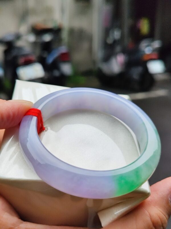 天然緬甸玉A貨《冰種春彩》正圈厚庄手鐲