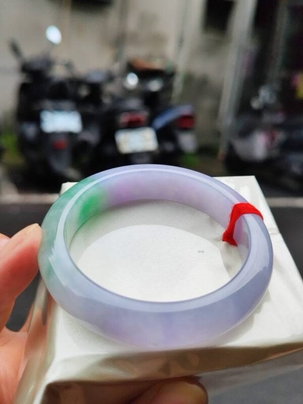 天然緬甸玉A貨《冰種春彩》正圈厚庄手鐲