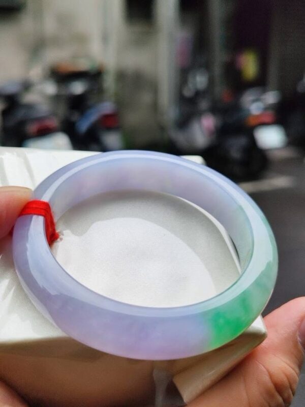 天然緬甸玉A貨《冰種春彩》正圈厚庄手鐲