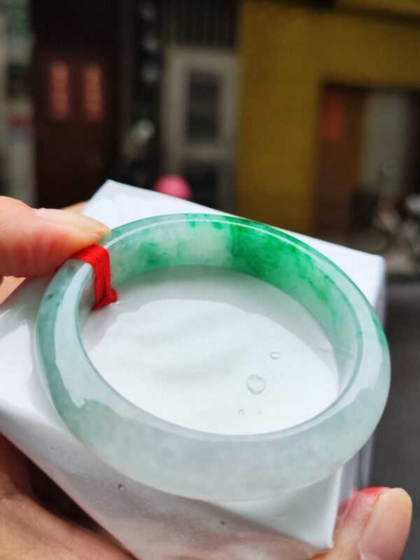 天然緬甸玉 A 貨｜飄陽綠正圈厚庄手鐲
