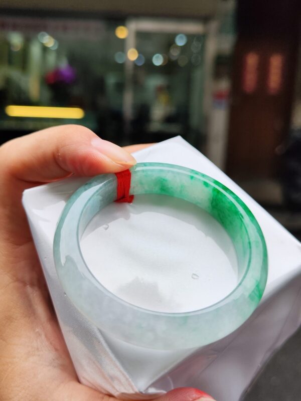 天然緬甸玉 A 貨｜飄陽綠正圈厚庄手鐲