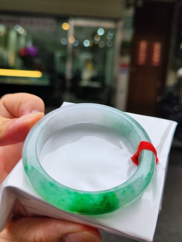 天然緬甸玉 A 貨｜飄陽綠正圈厚庄手鐲
