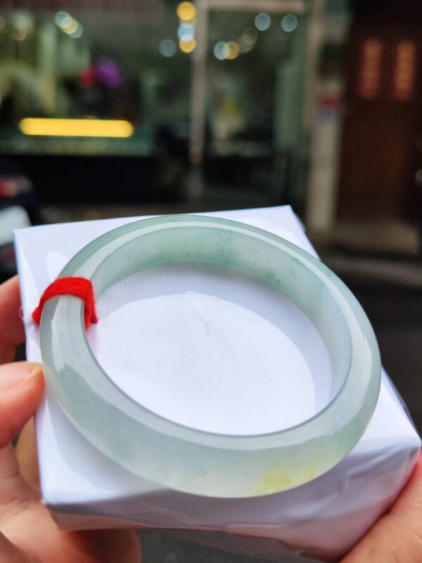 天然緬甸玉A貨 放光玻璃種飄蜜黃正圈厚庄手鐲
