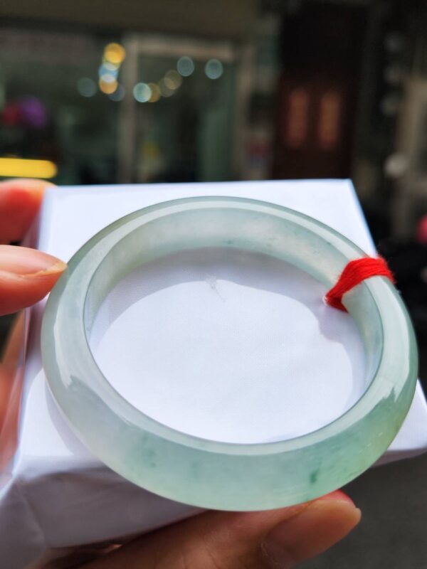 天然緬甸玉A貨 放光玻璃種飄蜜黃正圈厚庄手鐲