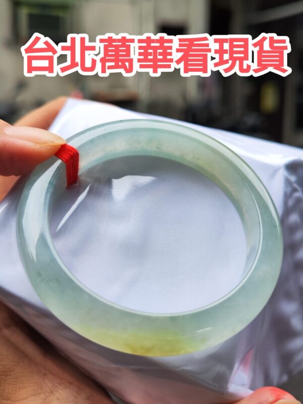 天然緬甸玉A貨｜放光玻璃種 飄蜜黃正圈厚庄手鐲