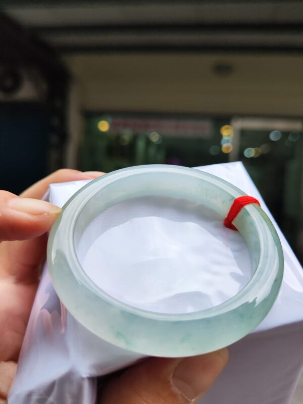 天然緬甸玉A貨｜放光玻璃種飄蜜黃厚庄正圈手鐲