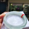 天然緬甸玉A貨｜放光玻璃種飄蜜黃厚庄正圈手鐲