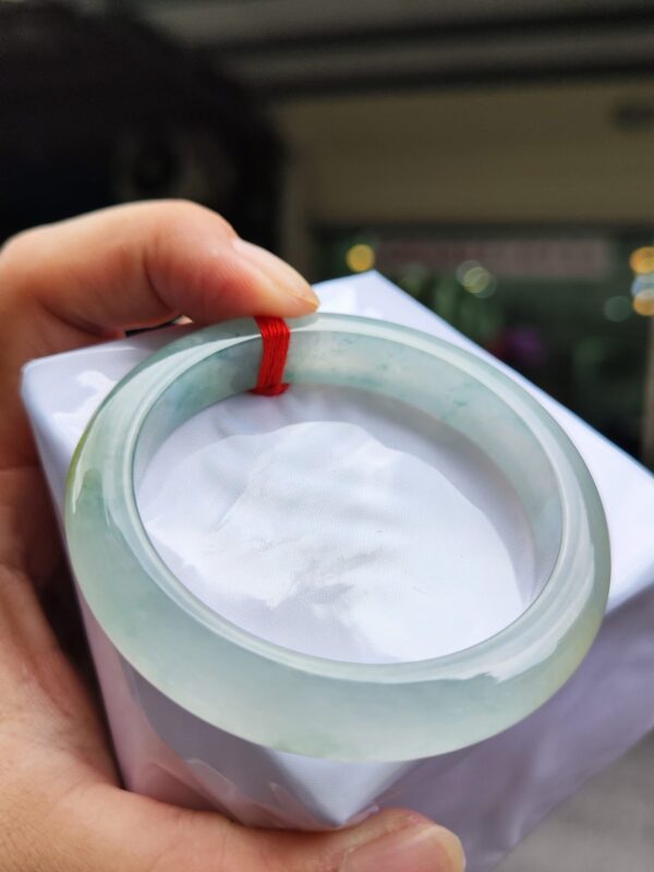 天然緬甸玉A貨｜放光玻璃種飄蜜黃厚庄正圈手鐲