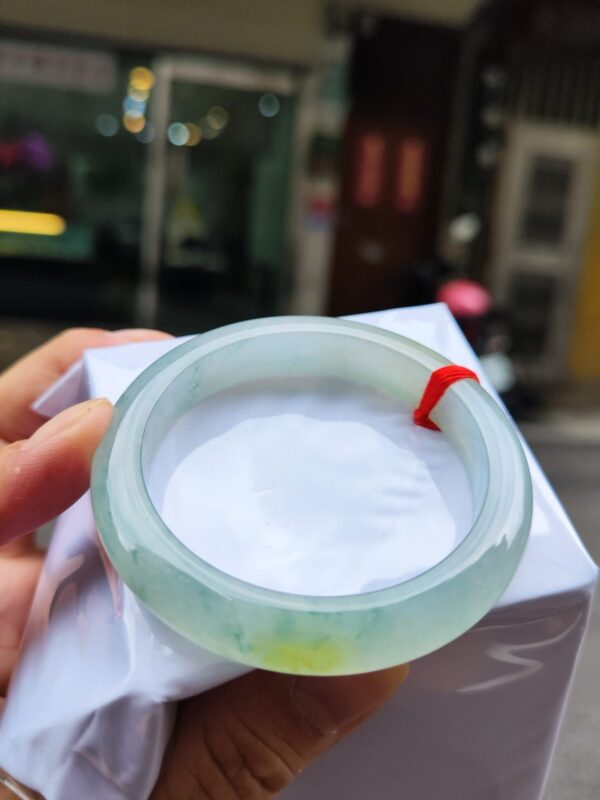 天然緬甸玉A貨｜放光玻璃種飄蜜黃厚庄正圈手鐲