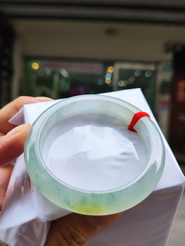 天然緬甸玉A貨｜放光玻璃種飄蜜黃厚庄正圈手鐲