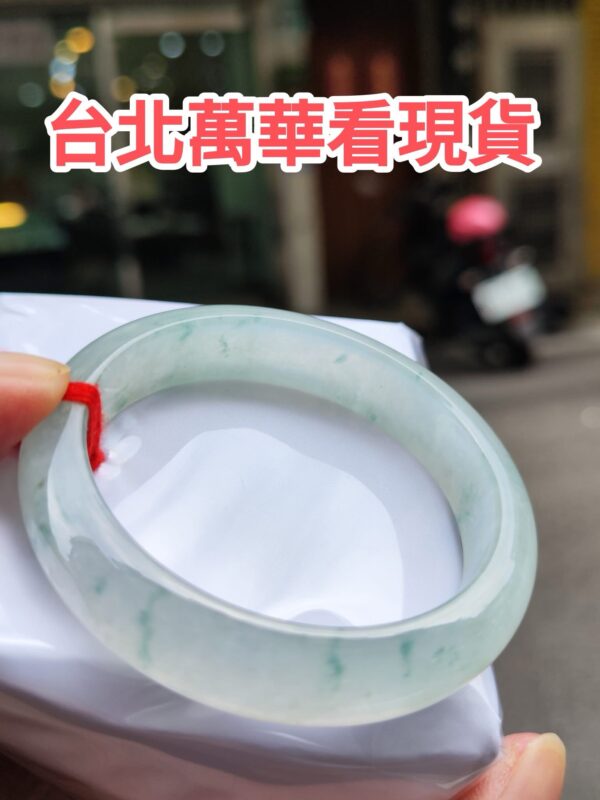 天然緬甸玉A貨｜放光玻璃種飄花厚庄正圈手鐲