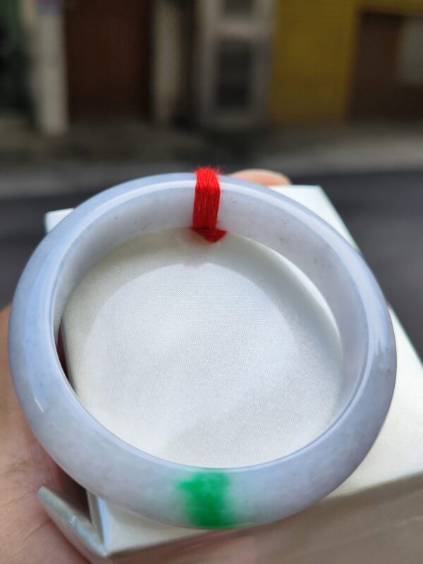 【天然緬甸玉A貨】 飄陽綠正圈厚庄手鐲