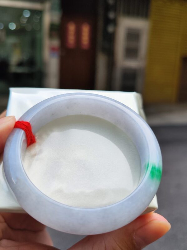 【天然緬甸玉A貨】 飄陽綠正圈厚庄手鐲