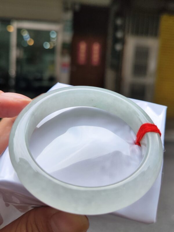 天然緬甸玉A貨】  
✨ 冰種微起光・正圈手鐲