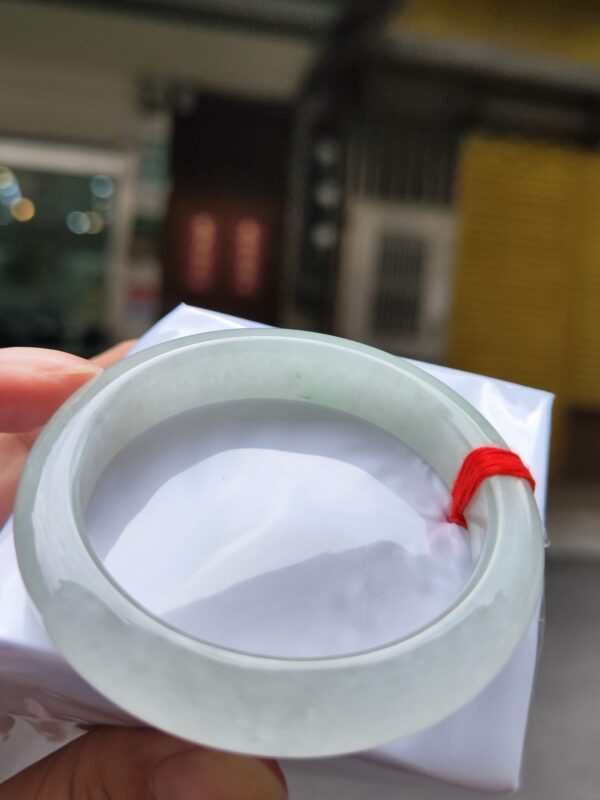 天然緬甸玉A貨】  
✨ 冰種微起光・正圈手鐲