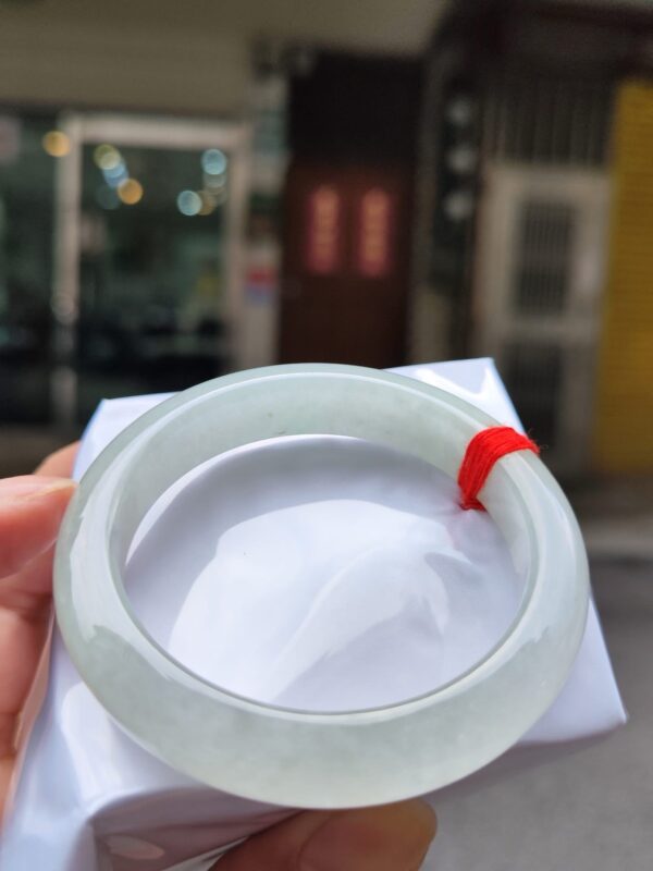 天然緬甸玉A貨】  
✨ 冰種微起光・正圈手鐲
