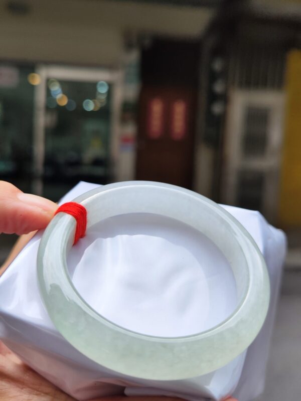 天然緬甸玉A貨】  
✨ 冰種微起光・正圈手鐲
