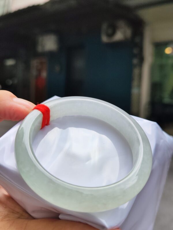 天然緬甸玉A貨】  
✨ 冰種微起光・正圈手鐲