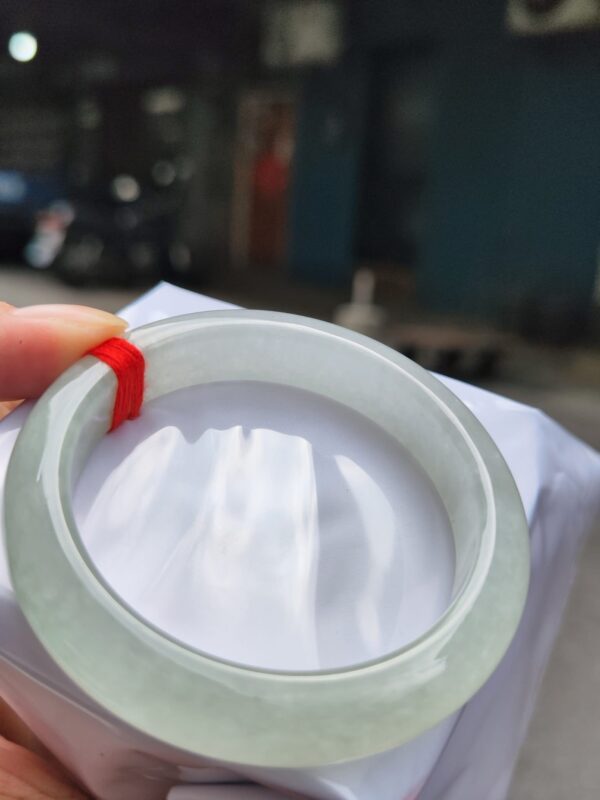 天然緬甸玉A貨】  
✨ 冰種微起光・正圈手鐲