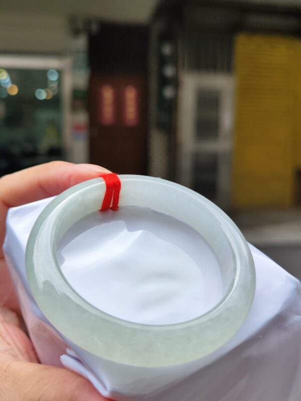 天然緬甸玉A貨】  
✨ 冰種微起光・正圈手鐲