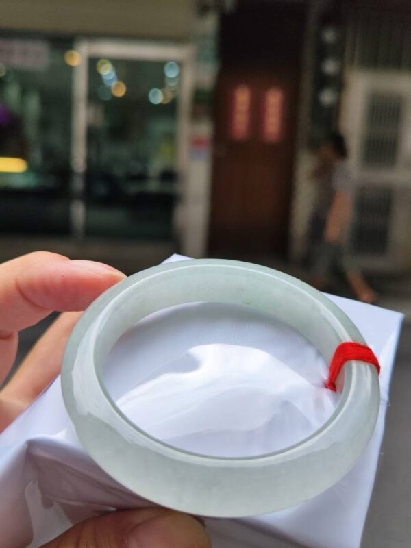 天然緬甸玉A貨】  
✨ 冰種微起光・正圈手鐲