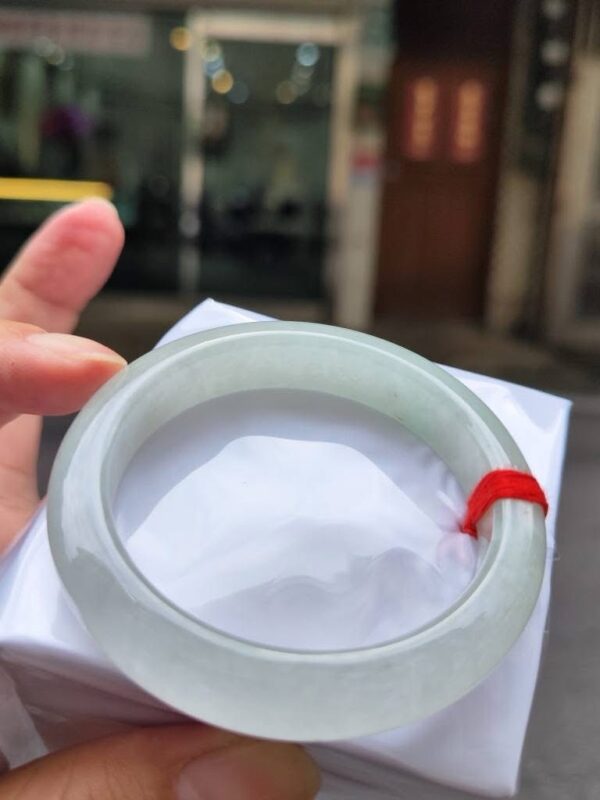 天然緬甸玉A貨】  
✨ 冰種微起光・正圈手鐲