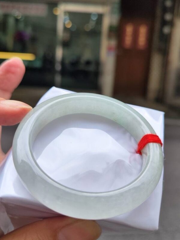 天然緬甸玉A貨】  
✨ 冰種微起光・正圈手鐲